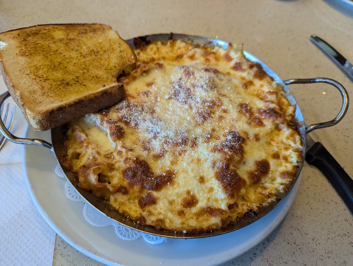 L & W Pizza & Spaghetti House Photos 2